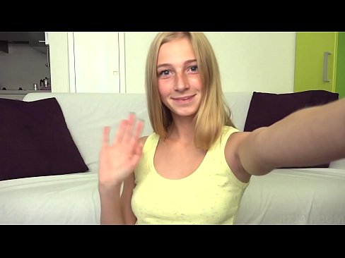 ❤️ Når jeg kjeder meg onanerer jeg dovent den rosa fitten min ️❌ Porno hos oss ❌️